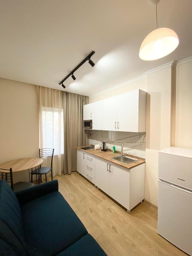 Room 27 In Kutaisi Bagian luar foto