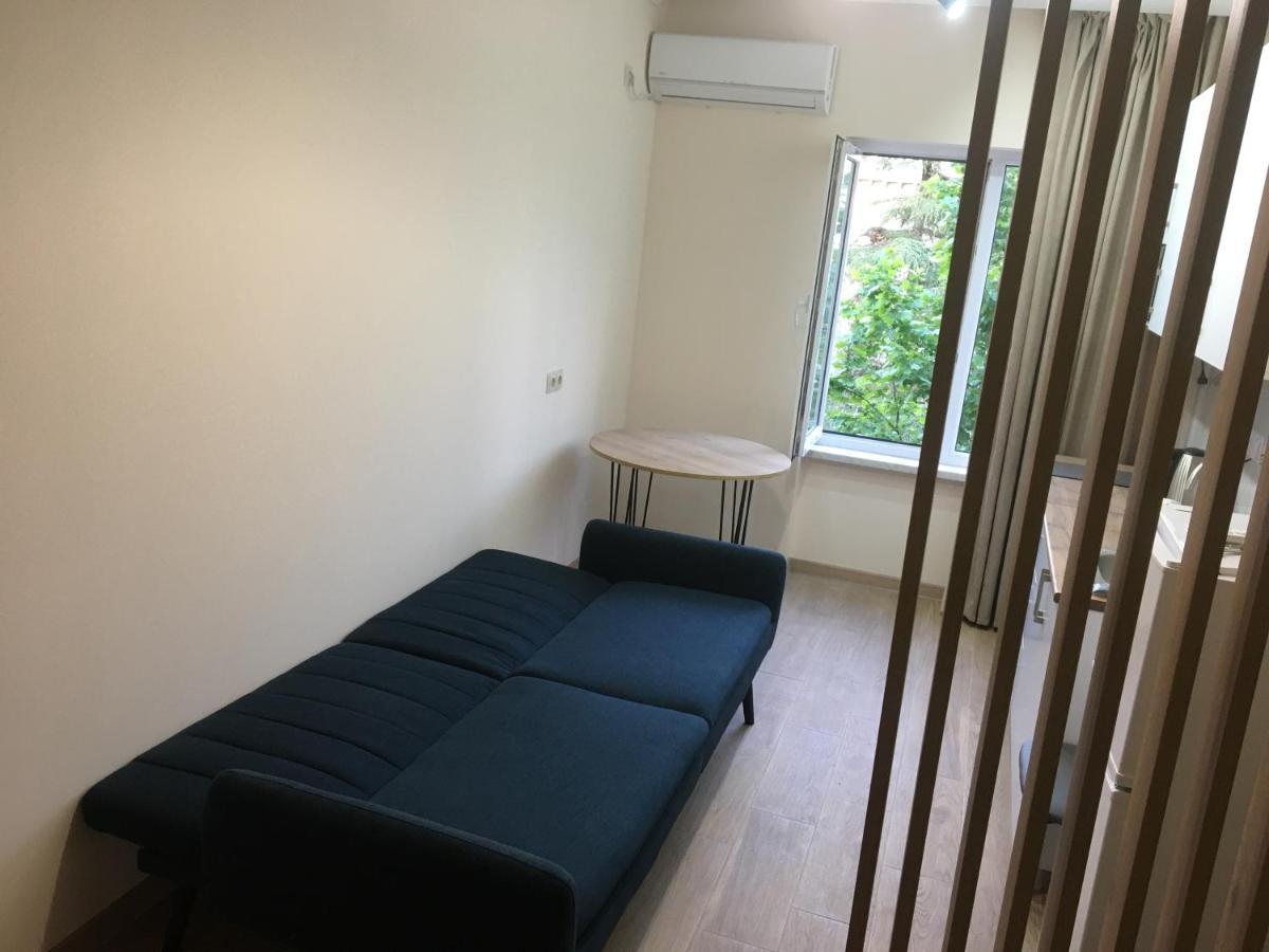 Room 27 In Kutaisi Bagian luar foto